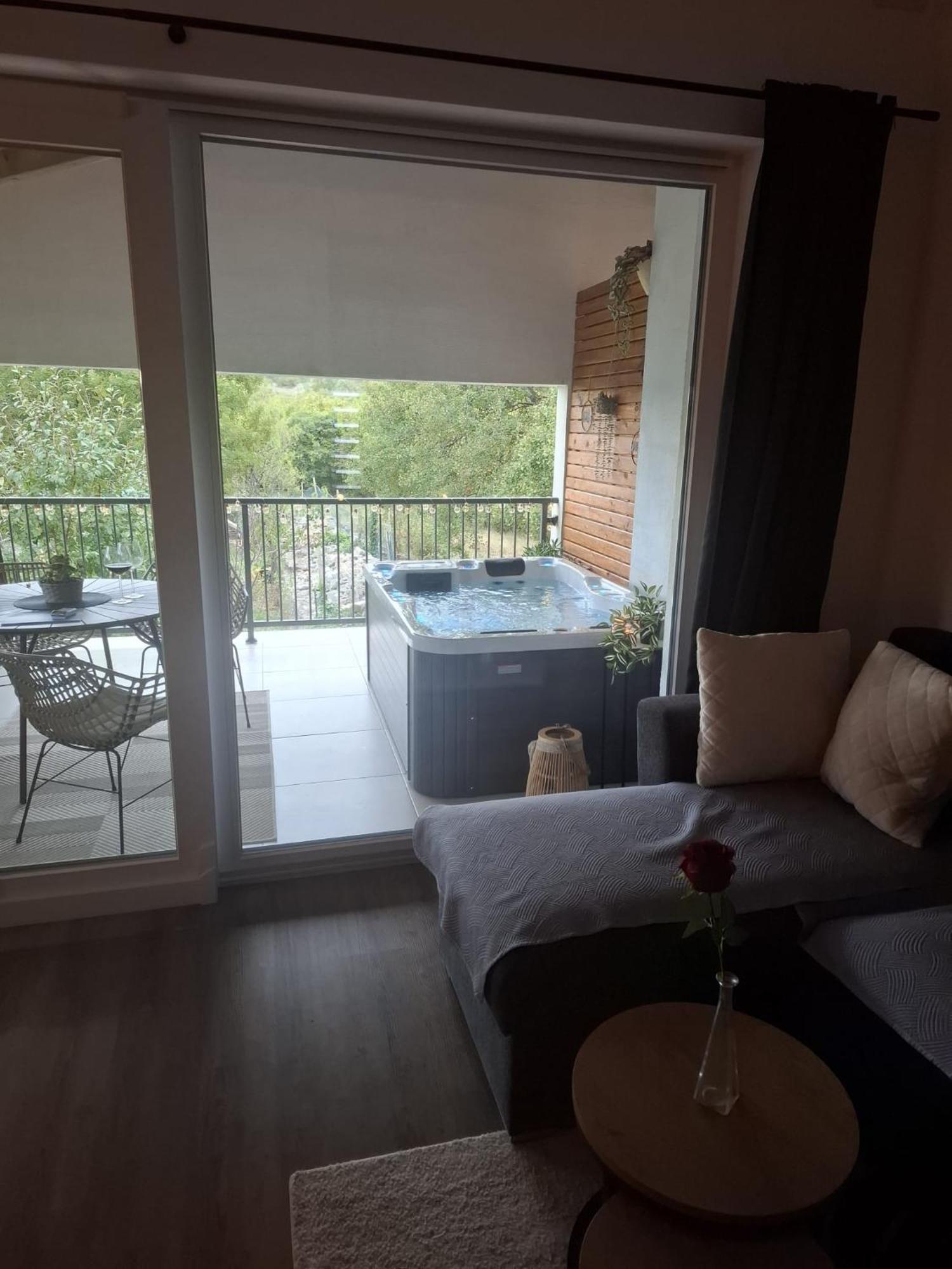 Apartman Pojine Gabonjin المظهر الخارجي الصورة